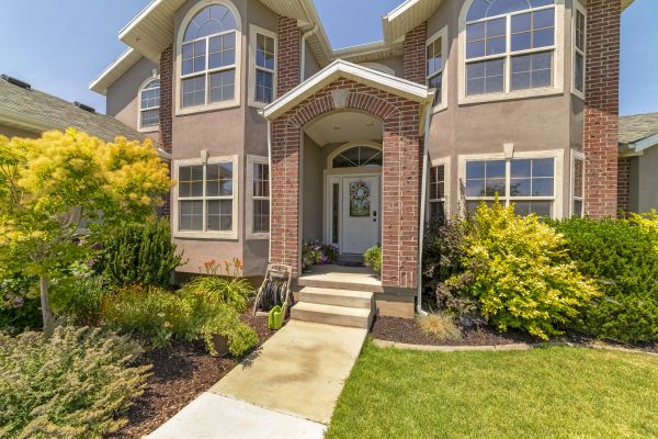 Cost of Transom Window Replacement in Mechanicsburg